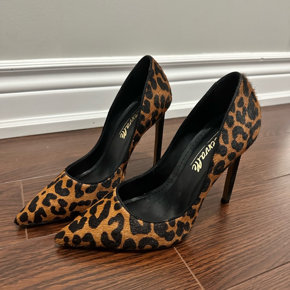 L’intervalle animal print mohair pumps super sexy